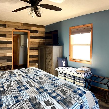 Blue Beary Delight Newly Renovated Near Everything Sevierville Exterior photo